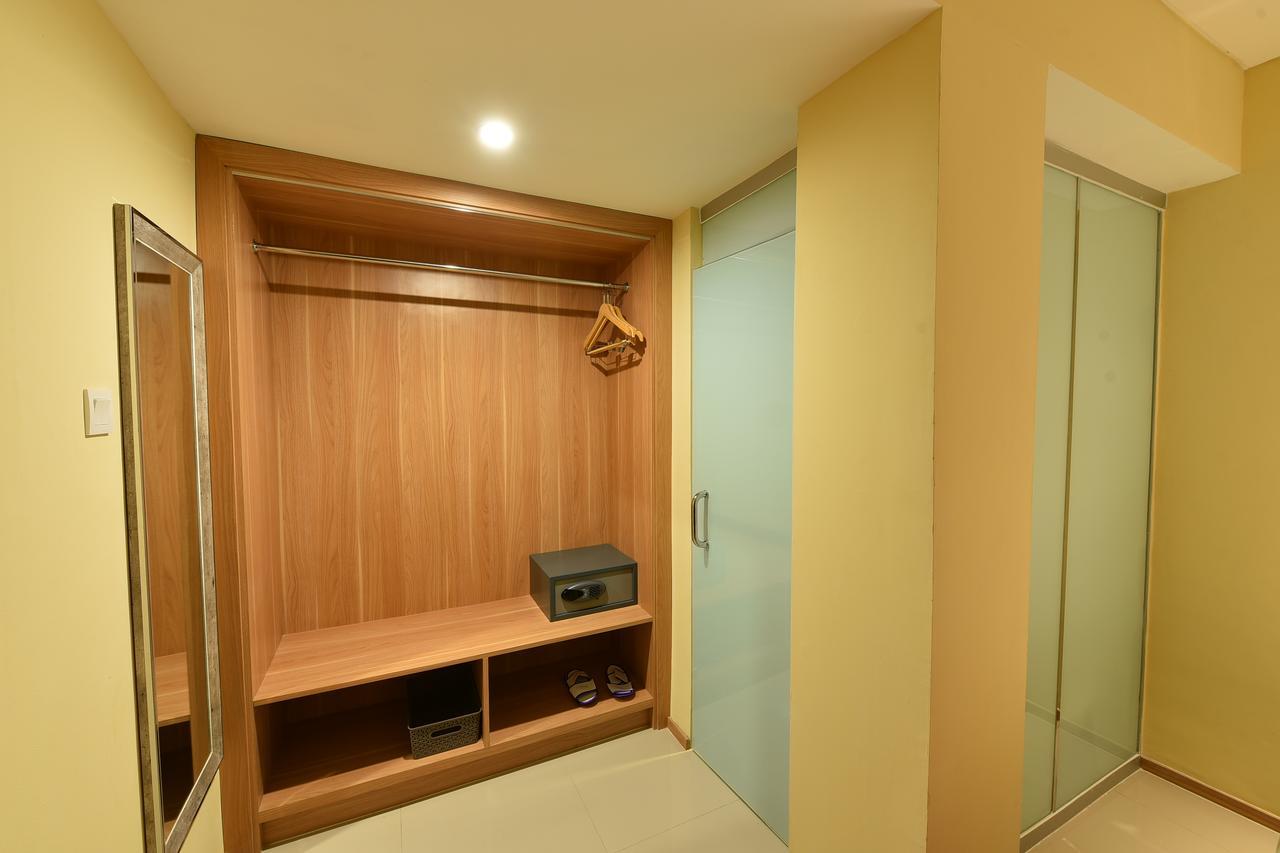 Hotel Midtown Xpress Balikpapan Exterior foto